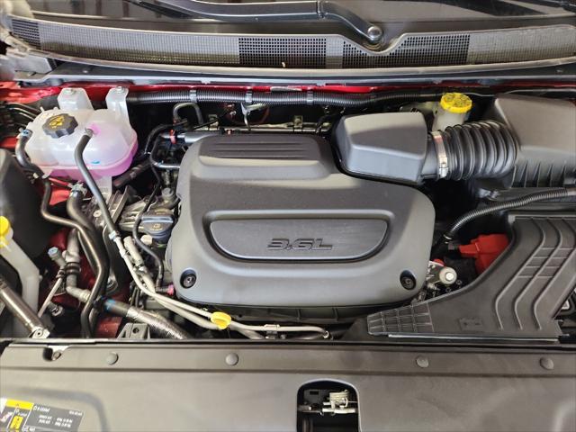 Photo of 2025 RED HOT Chrysler Pacifica