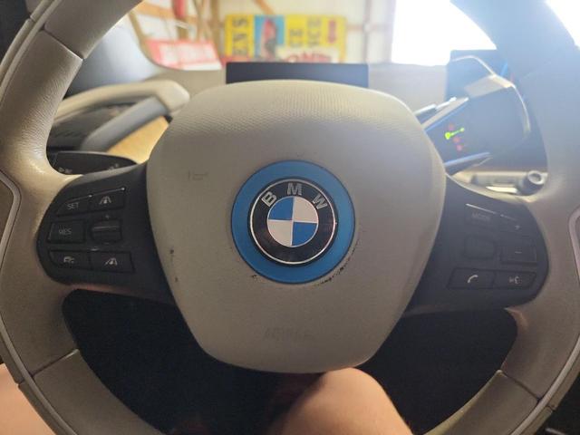 Photo of 2014 Ionic Silver Metallic w/BMW i Frozen Blue Accent BMW i3