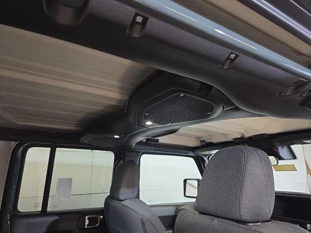 Photo of 2025 ANVIL Jeep Wrangler