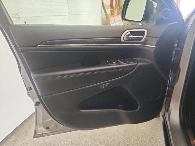 Photo of 2020 Billet Silver Metallic Clearcoat Jeep Grand Cherokee