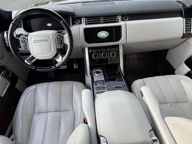 Photo of 2015 Mariana Black Metallic Land Rover Range Rover