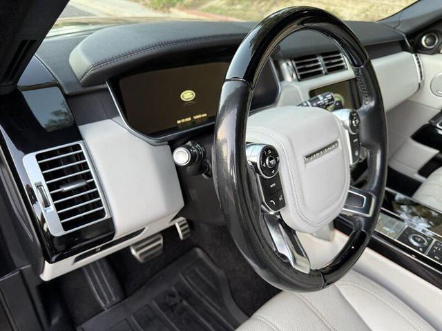 Photo of 2015 Mariana Black Metallic Land Rover Range Rover
