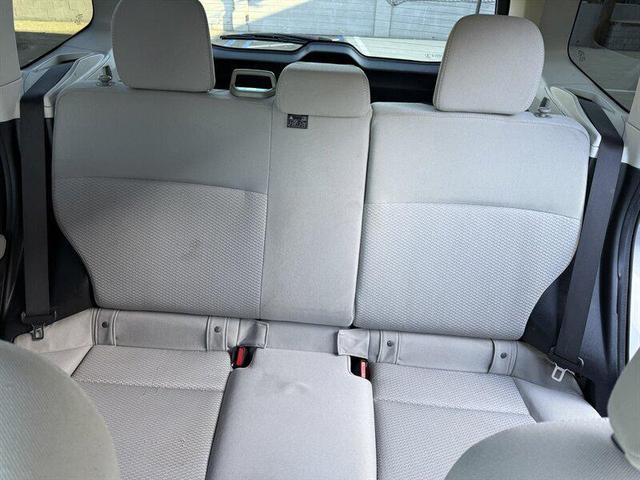Photo of 2015 Ice Silver Metallic Subaru Forester
