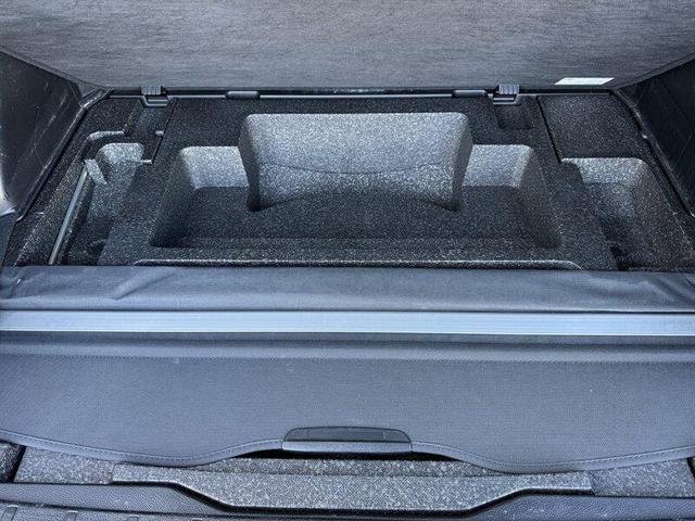 Photo of 2015 Ice Silver Metallic Subaru Forester