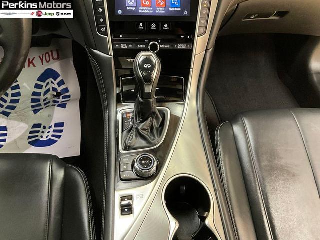 Photo of 2020 Iridium Blue INFINITI Q60