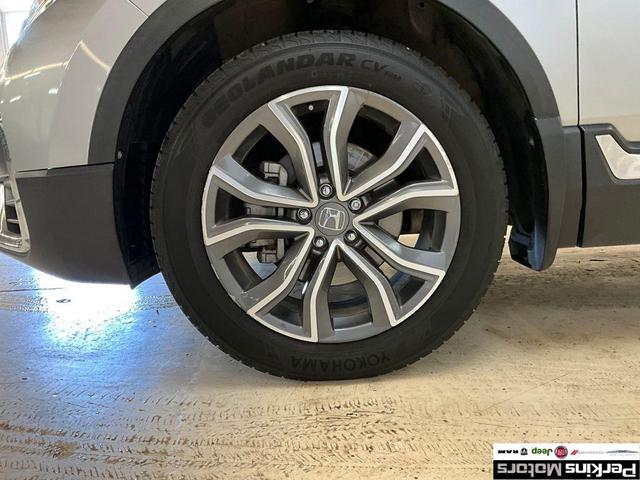 Photo of 2022 Silver Honda CR-V Hybrid