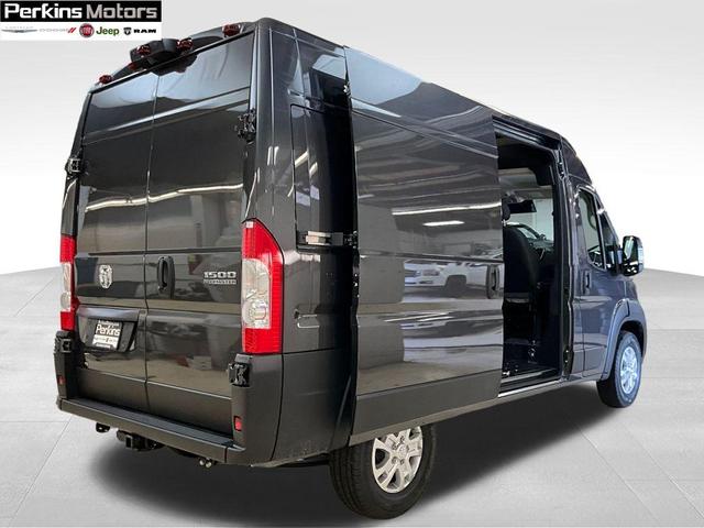 Photo of 2025 Ceramic Gray Clearcoat RAM ProMaster 1500
