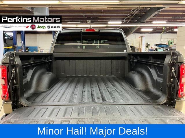 Photo of 2025 Granite Crystal Clearcoat Metallic RAM 1500