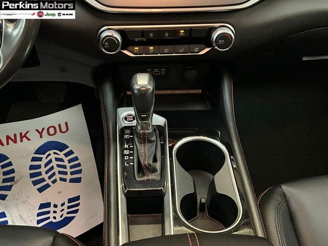 Photo of 2023 Black Nissan Altima