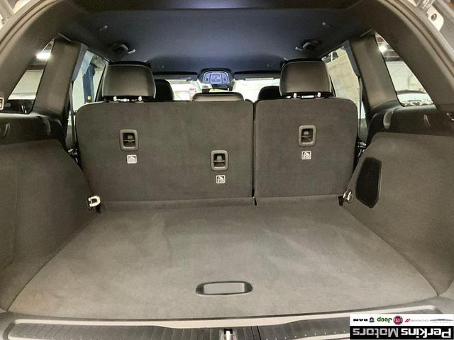 Photo of 2025 Bright White Clearcoat Jeep Grand Cherokee 4xe