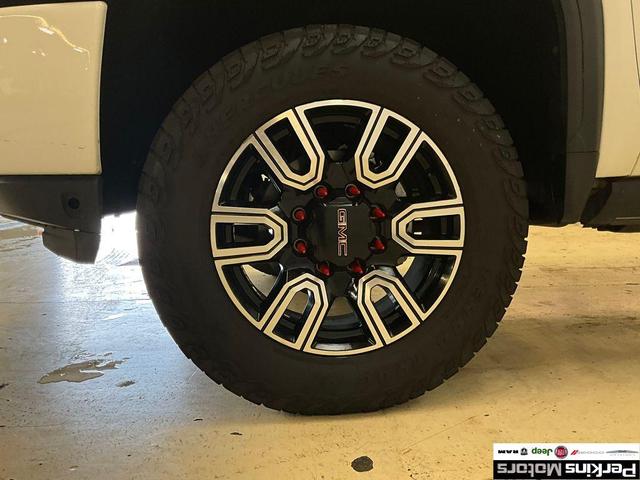 Photo of 2021 Summit White GMC Sierra 2500