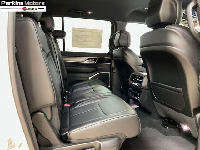 Photo of 2025 Bright White Clearcoat Jeep Wagoneer