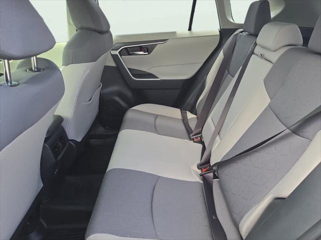 Photo of 2025 Silver Sky Metallic Toyota RAV4 Hybrid