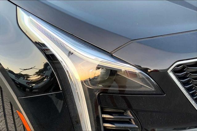 Photo of 2019 Stellar Black Metallic Cadillac XT4
