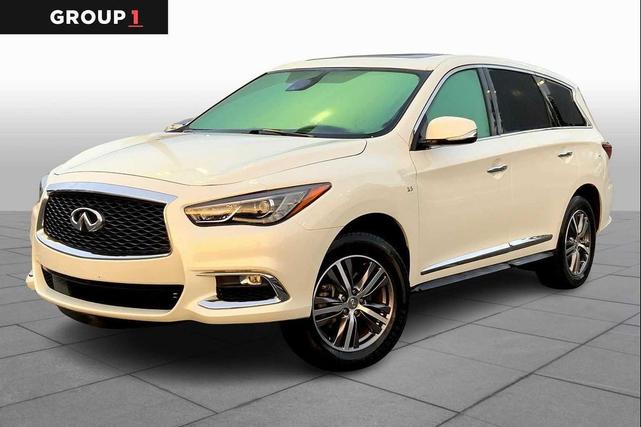 Photo of 2020 Majestic White INFINITI QX60