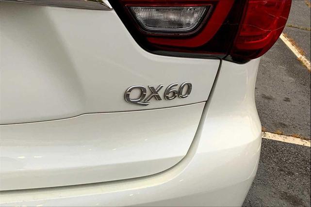 Photo of 2020 Majestic White INFINITI QX60