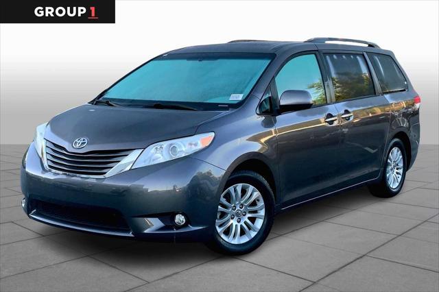 2012 Toyota Sienna