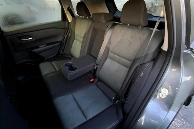 Photo of 2024 Gun Metallic Nissan Rogue