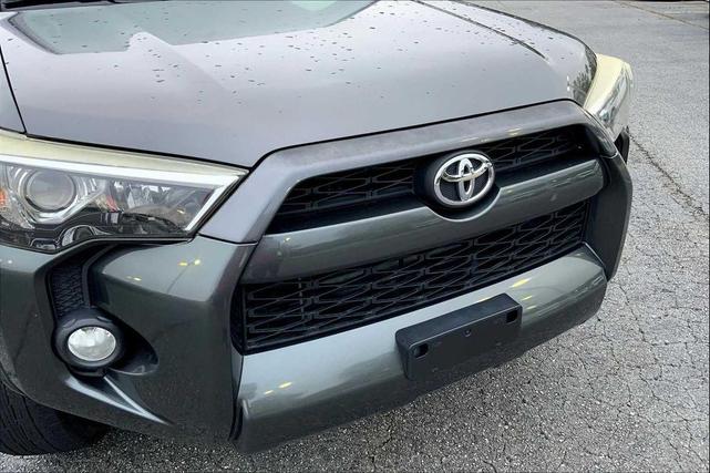 Photo of 2016 Magnetic Gray Metallic Toyota 4Runner