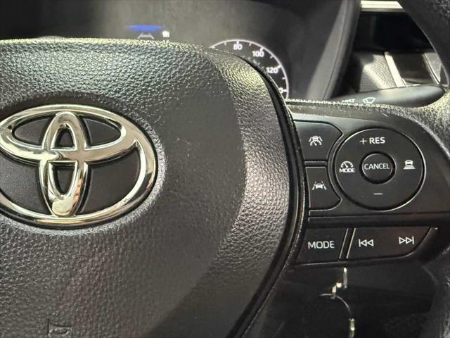 Photo of 2024 Classic Silver Metallic Toyota Corolla