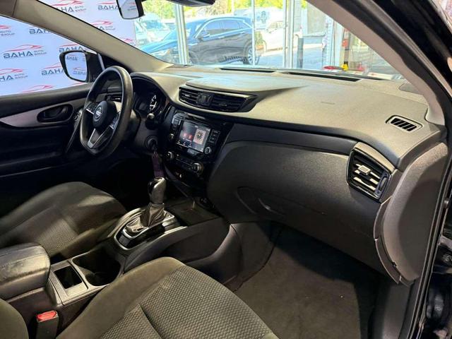 Photo of 2022 Magnetic Black Pearl Nissan Rogue Sport