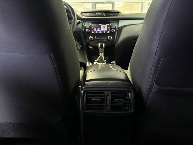 Photo of 2022 Magnetic Black Pearl Nissan Rogue Sport