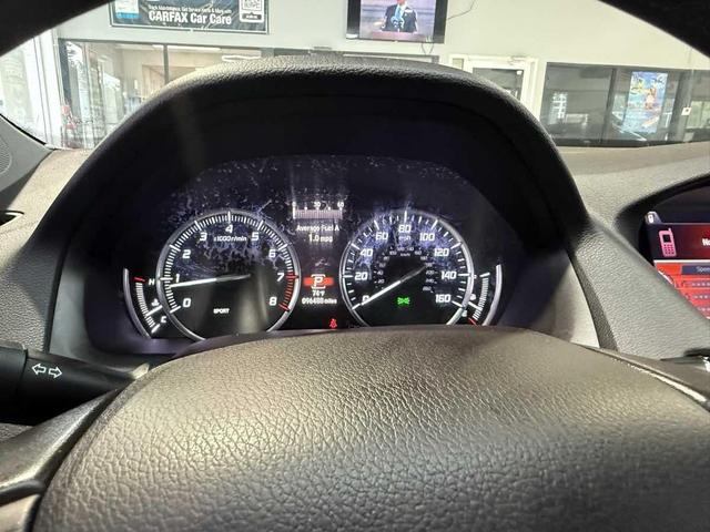 Photo of 2017 Crystal Black Pearl Acura TLX