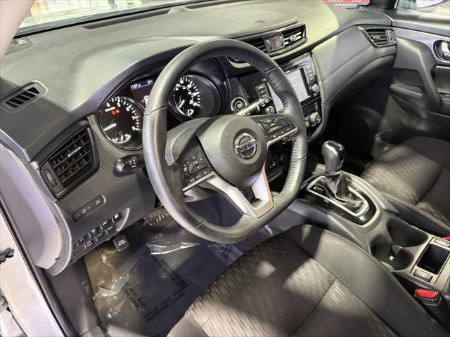 Photo of 2020 Brilliant Silver Metallic Nissan Rogue