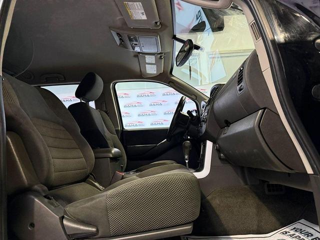 Photo of 2011 Super Black Nissan Pathfinder