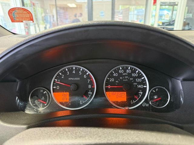 Photo of 2011 Super Black Nissan Pathfinder