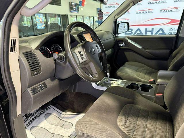 Photo of 2011 Super Black Nissan Pathfinder