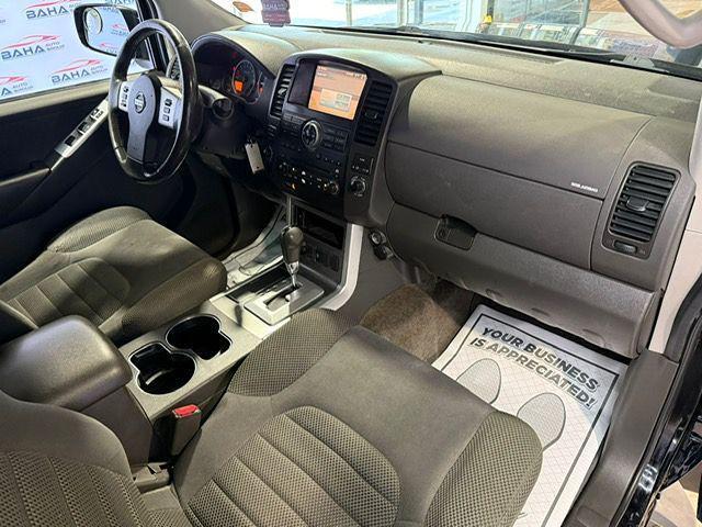 Photo of 2011 Super Black Nissan Pathfinder