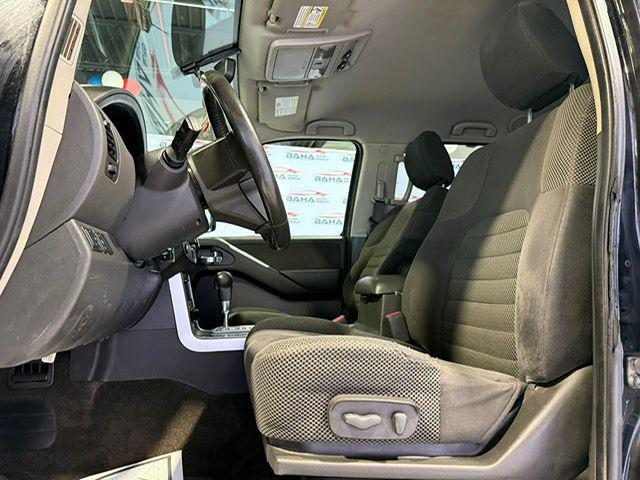 Photo of 2011 Super Black Nissan Pathfinder