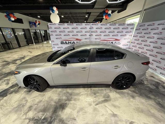 Photo of 2025 Platinum Quartz Metallic Mazda Mazda3