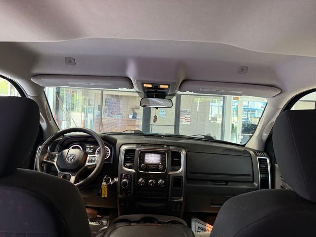 Photo of 2021 Hydro Blue Pearlcoat RAM 1500 Classic