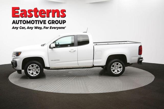 Photo of 2022 Summit White Chevrolet Colorado