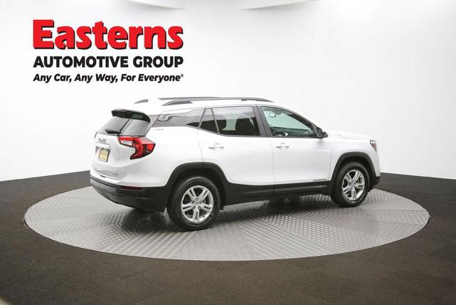 Photo of 2023 Summit White GMC Terrain