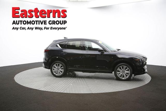 Photo of 2022 Jet Black Mica Mazda CX-5