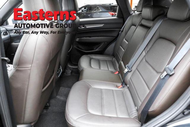 Photo of 2022 Jet Black Mica Mazda CX-5