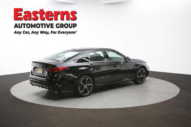 Photo of 2023 Super Black Nissan Altima