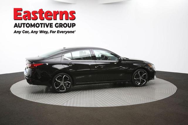 Photo of 2023 Super Black Nissan Altima