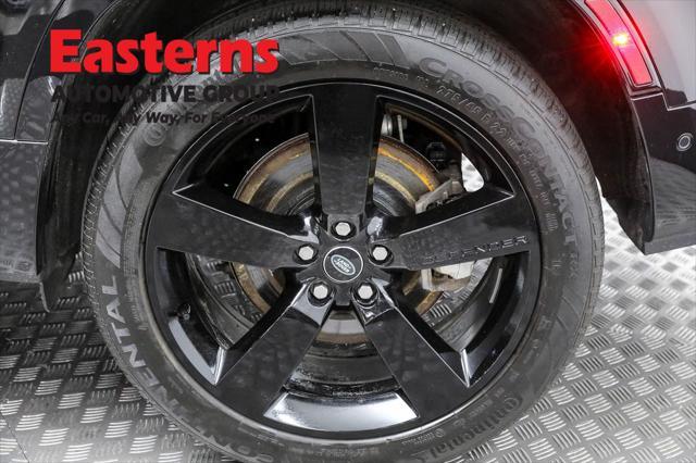 Photo of 2024 Santorini Black Metallic Land Rover Defender