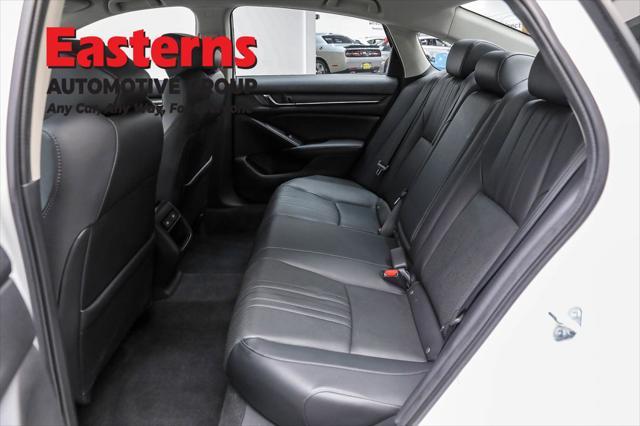 Photo of 2021 Platinum White Pearl Honda Accord