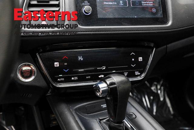Photo of 2021 Platinum White Pearl Honda HR-V