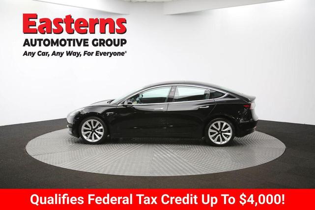 Photo of 2018 Black Tesla Model 3