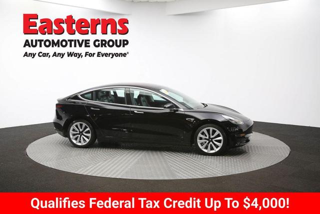 Photo of 2018 Black Tesla Model 3