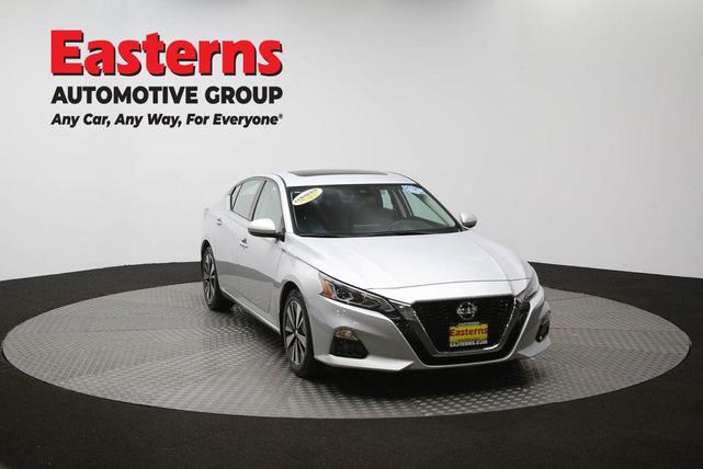 Photo of 2022 Brilliant Silver Metallic Nissan Altima