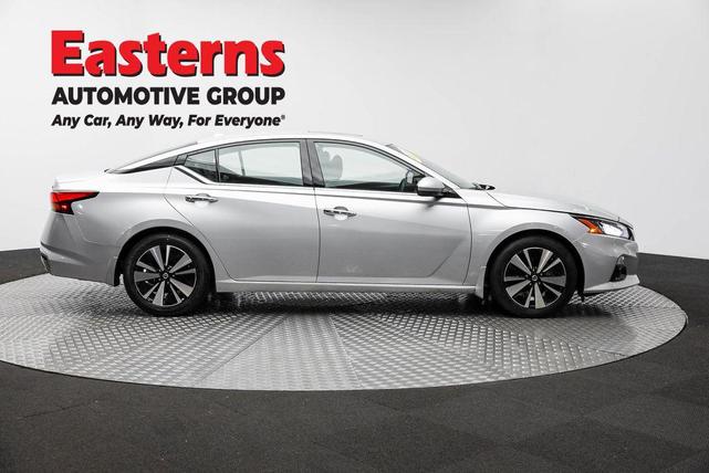 Photo of 2022 Brilliant Silver Metallic Nissan Altima