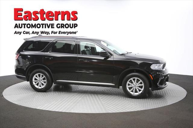 Photo of 2021 DB Black Clearcoat Dodge Durango