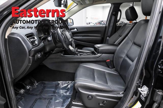 Photo of 2021 DB Black Clearcoat Dodge Durango